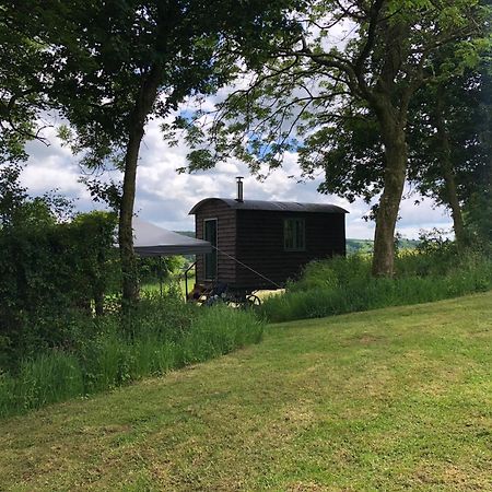 The Shepherds Hut At The Shippen, Tiphayes Honiton Eksteriør bilde