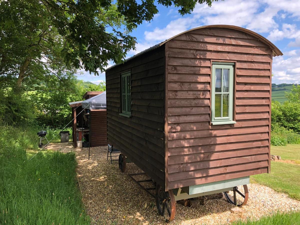 The Shepherds Hut At The Shippen, Tiphayes Honiton Eksteriør bilde